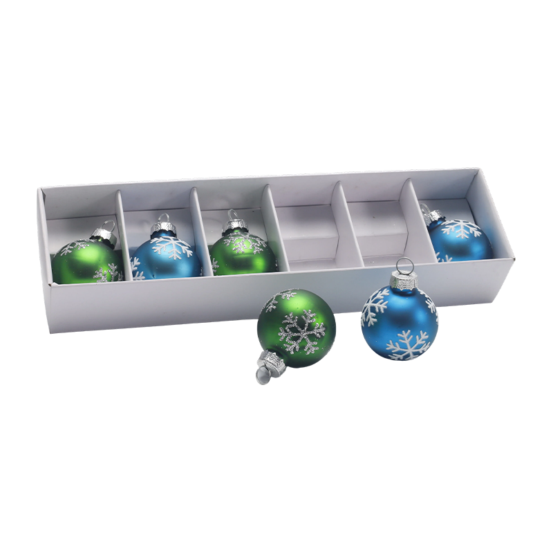 Magnum Glass Nativitatis Ball Ornament Set